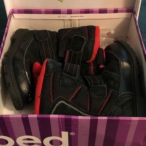 Pediped Flex winter boots for kids.